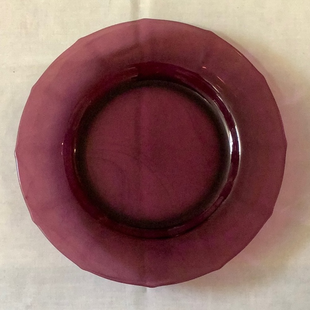 Amethyst Luncheon Plate